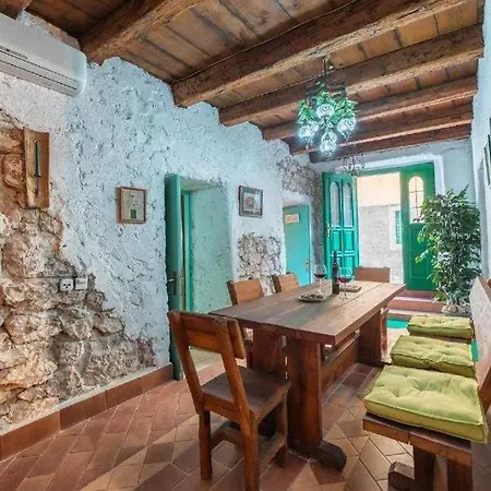 Tina Apartment Vodice